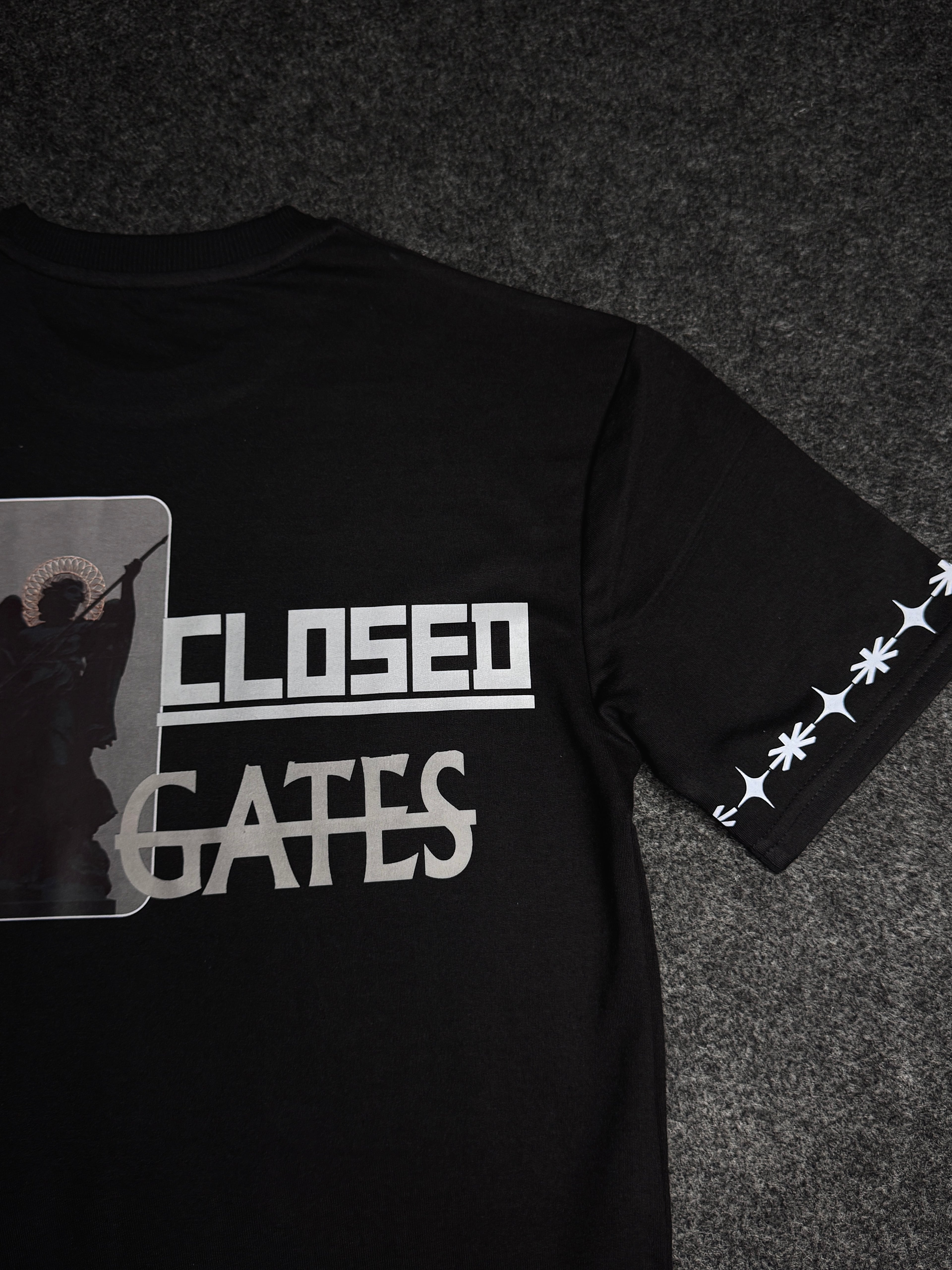 Black Eclipsera T-shirt