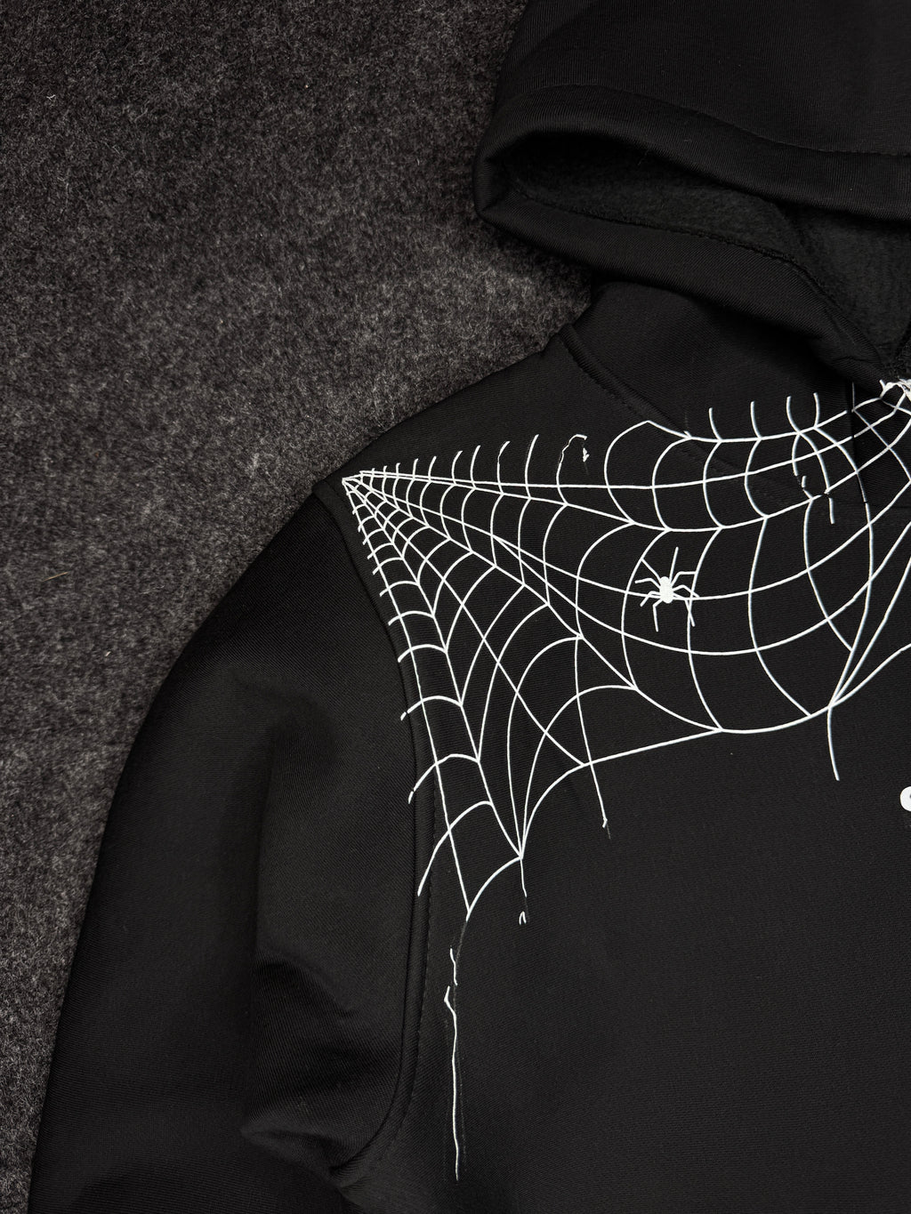 BLACK WEBSIN HOODIE