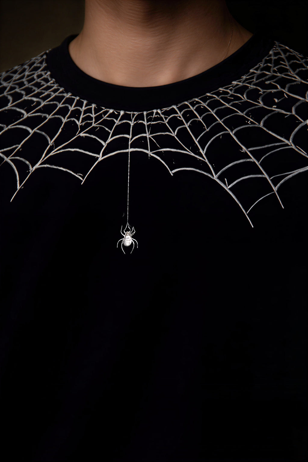 BLACK ARACHNID T-SHIRT