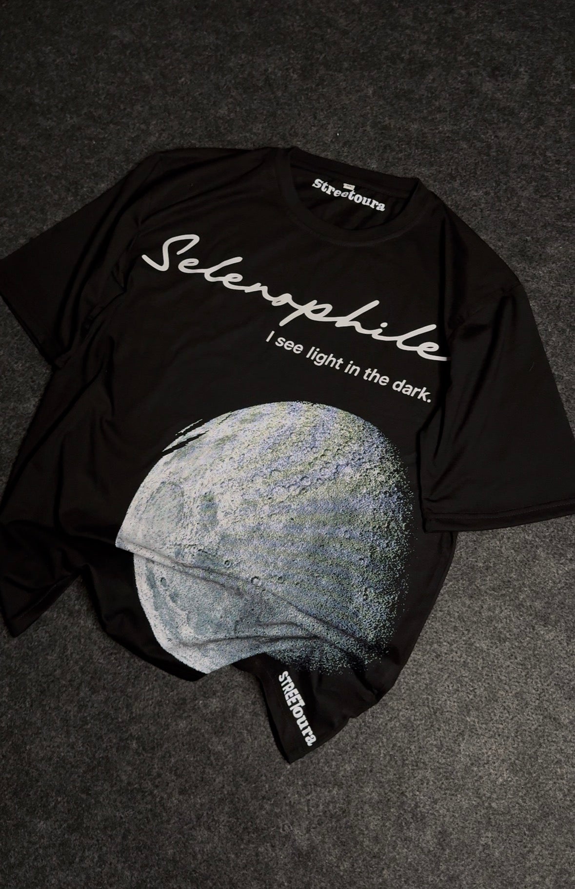 BLACK SELENOPHILE T-SHIRT