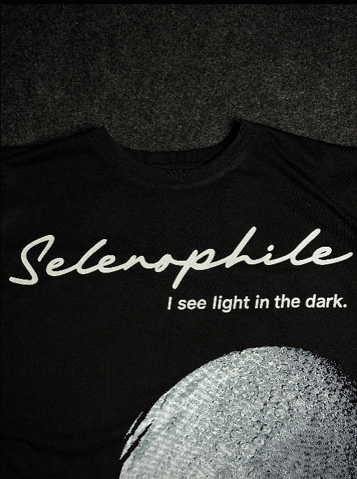 BLACK SELENOPHILE T-SHIRT